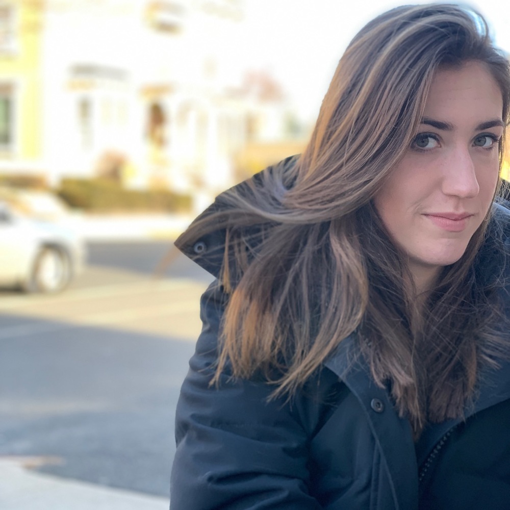 Meet your Posher, Olivia